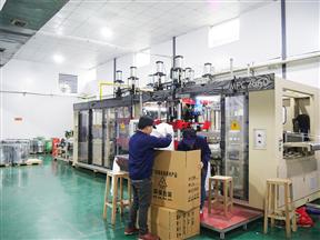 程峰纸塑包装厂房环境